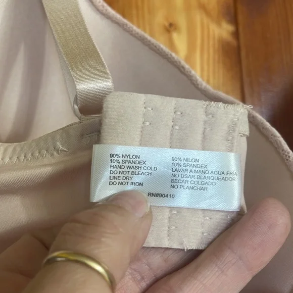 Womens Delta Burke underwire bra - Picture 4 of 4